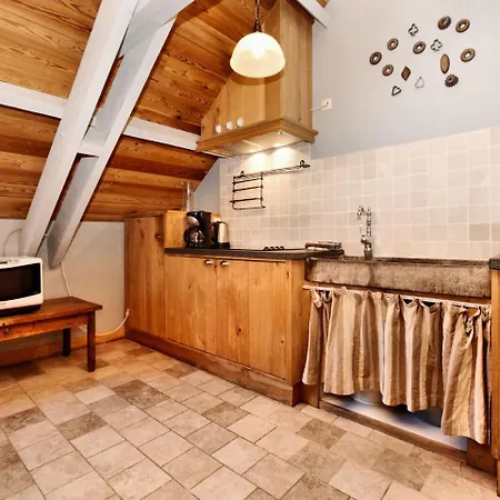 펜션 Cozy, Authentic House In A Quiet Village, Also As The Big House Be-6698-15